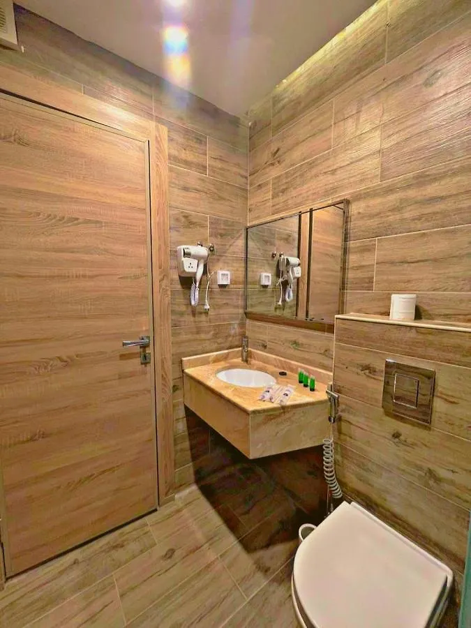 Alena Hotel Акаба